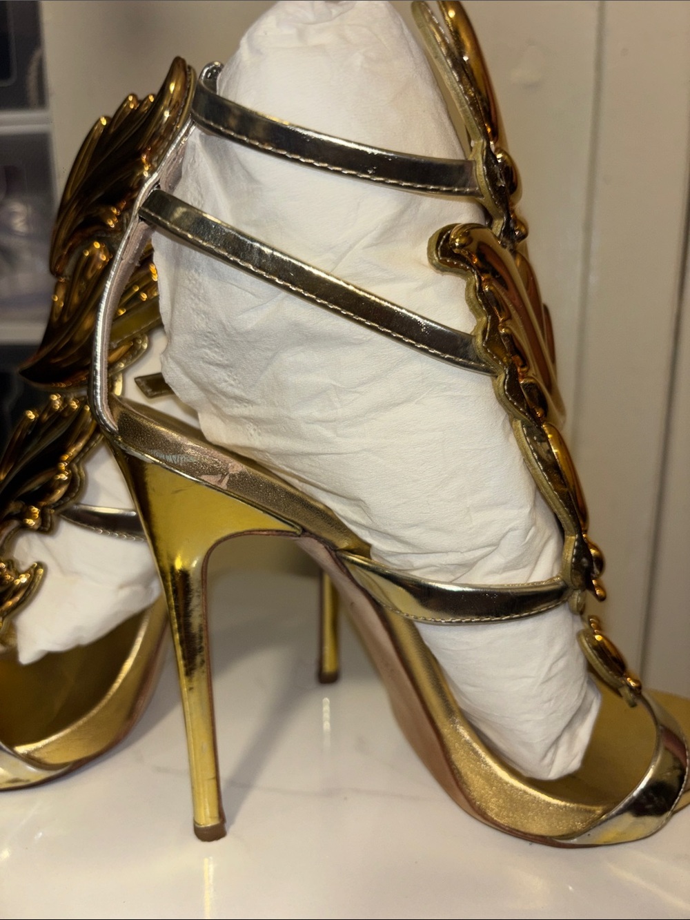 Giuseppe Zanotti Gold Leaf Embellished gold Sandals - Picture 6 of 11